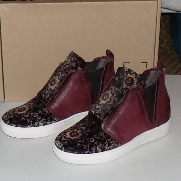 Like new Miz Mooz Laurent eggplant velvet EU36 US6 - Picture 1 of 16